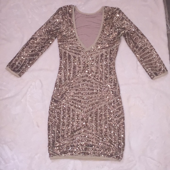 Rose gold sequent body con dress - Picture 4 of 6